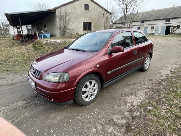 Opel astra 2  1.6 benzyna