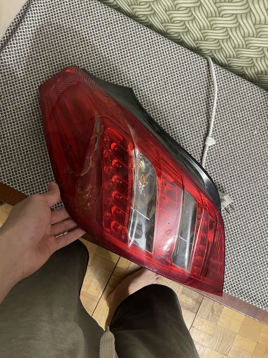 Задня фара peugeot 508