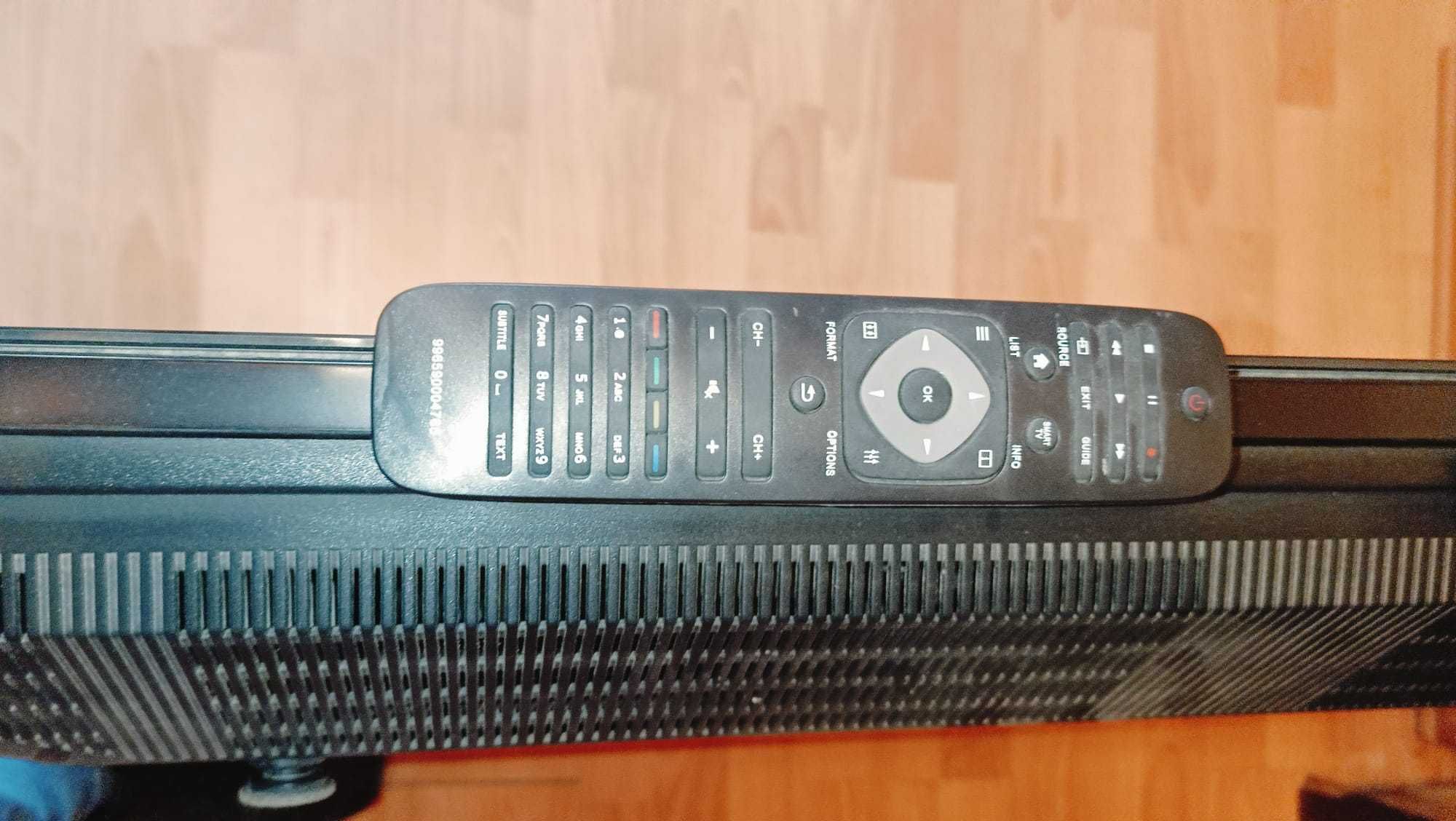 Telewizor PHILIPS 42' cale umiarkowanie płaski.