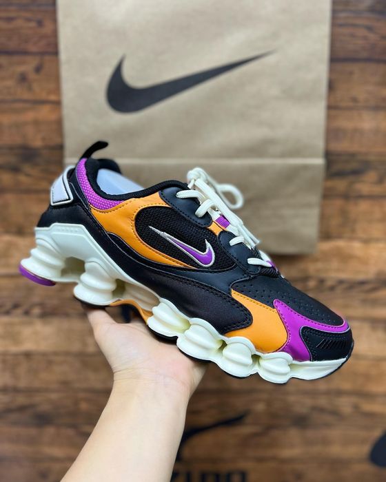 Nike Shox 12 Mola