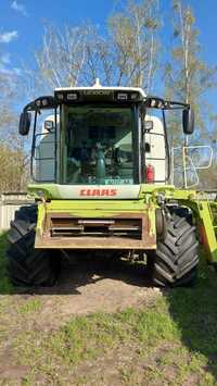 Комбайн CLAAS Lexion 600