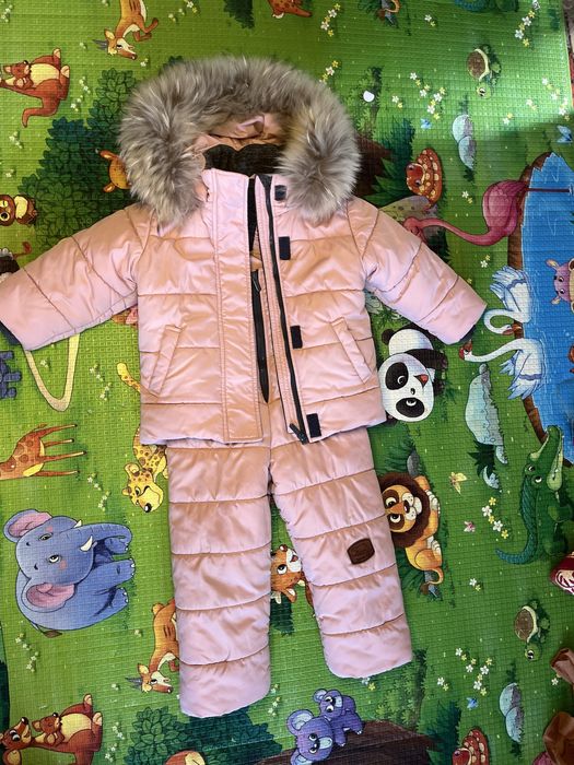 Зимовий комбінезон на дівчинку з натуральним хутром