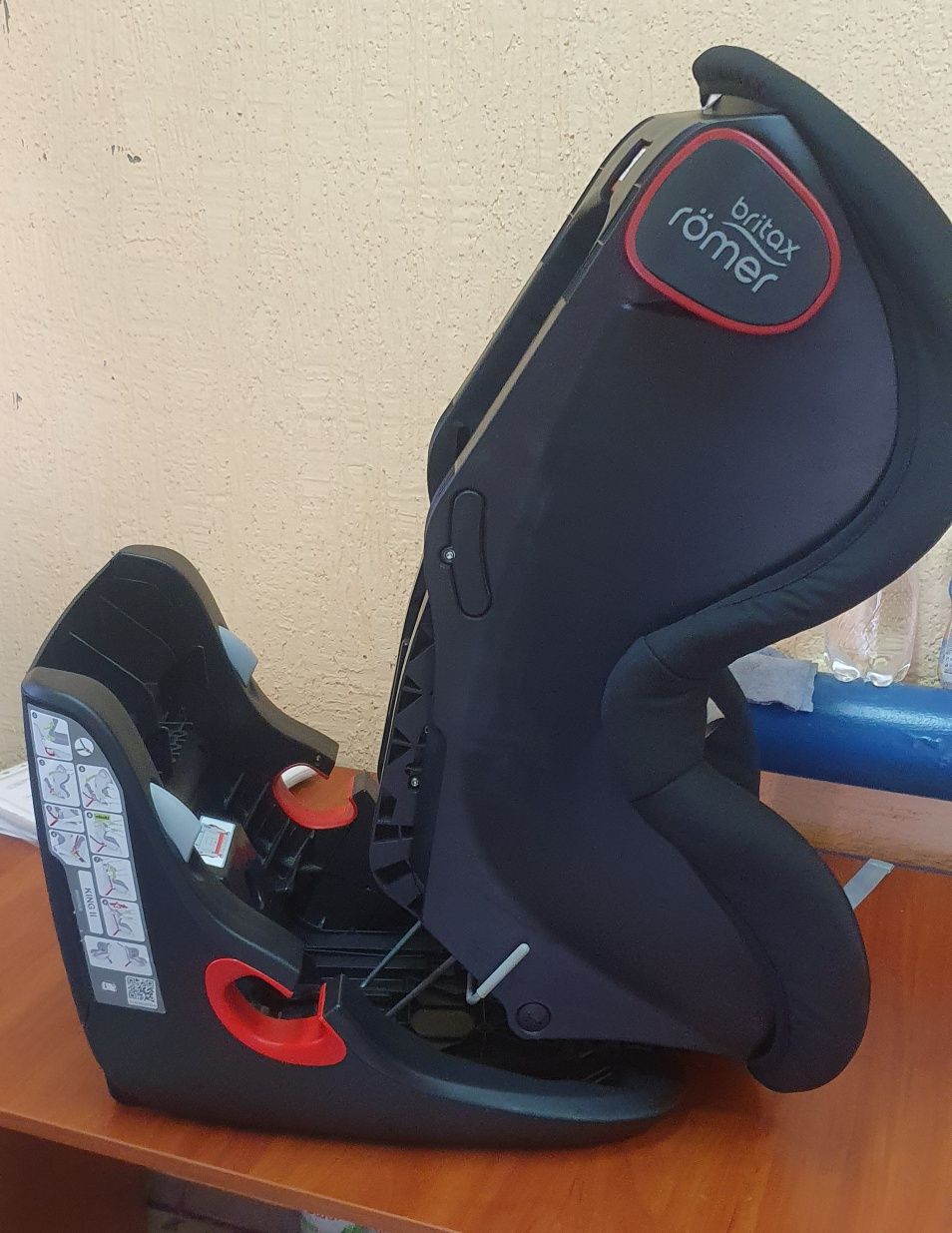 Автокрісло Britax- Romer II Black Series  Cosmos Black