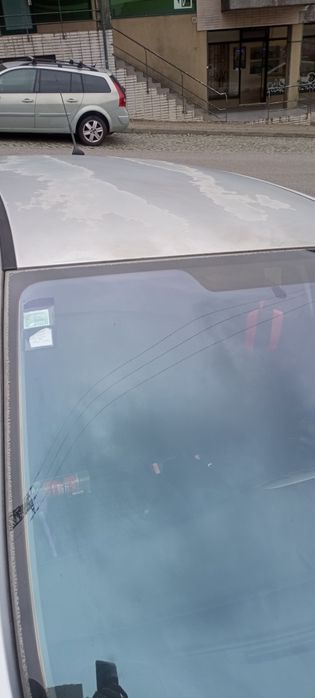 Peugeot 307 HDI  apenas com pintura para reparação
