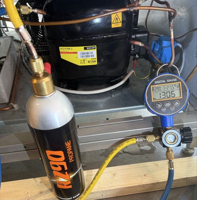 Ремонт холодильников