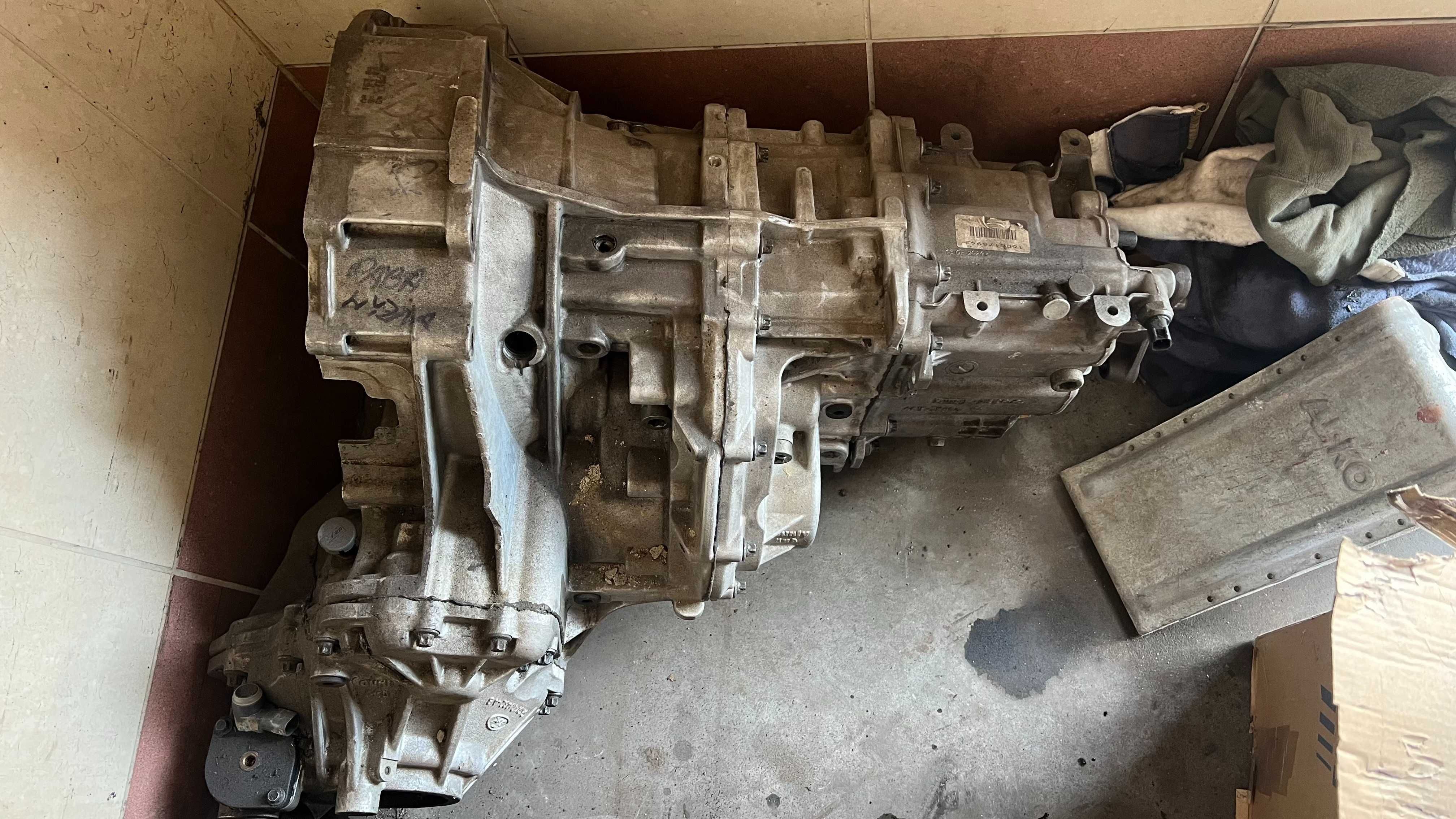 Skrzynia biegów AISI9Cu3  4C1R 7K400 ford transit 4x4