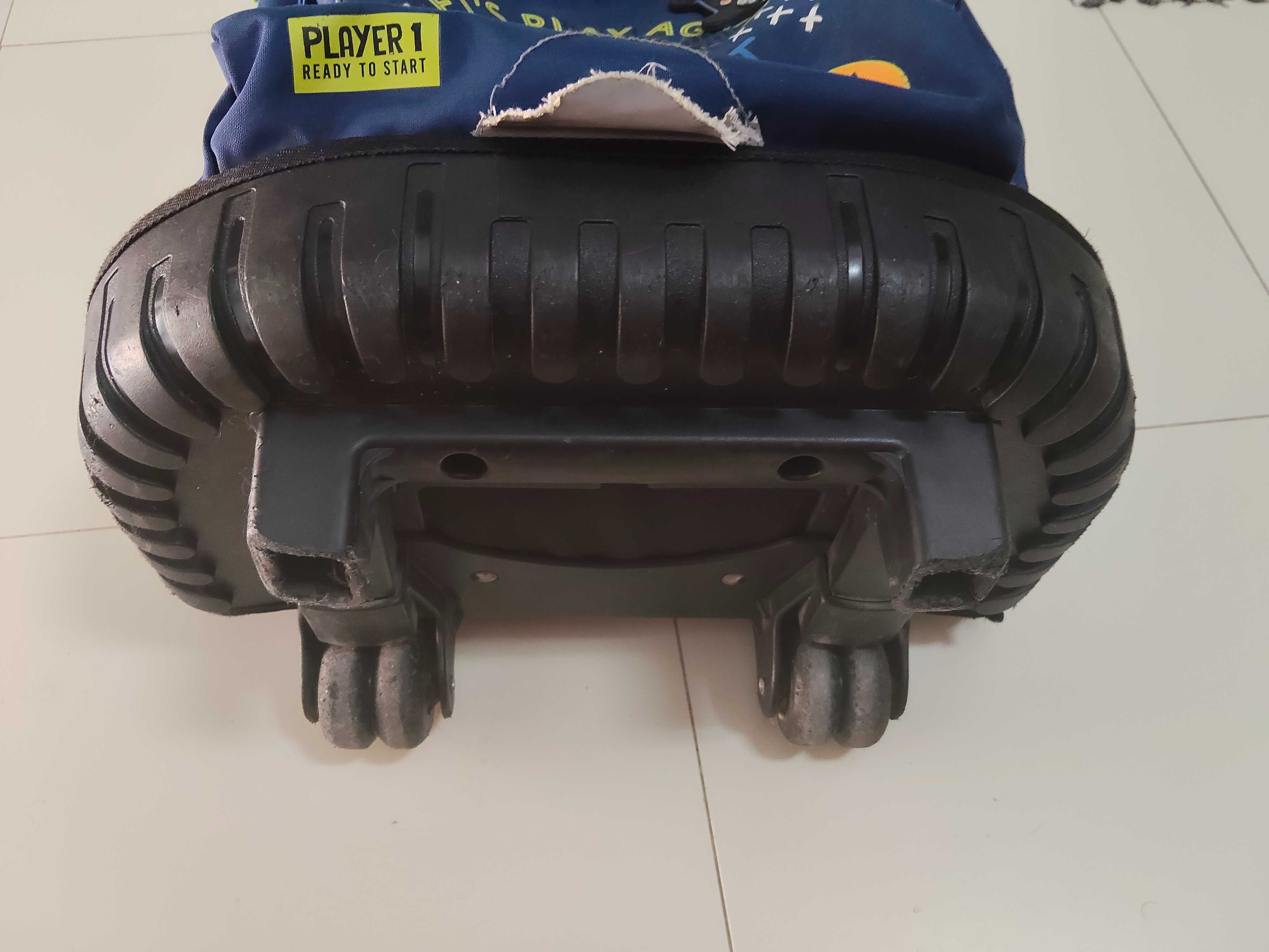 Mochila de criança com trolley