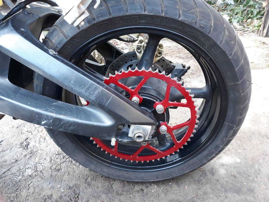 Yamaha YZF-R6 R6 stunt street uszkodzona