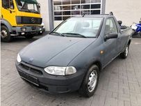 Na części fiat strada
