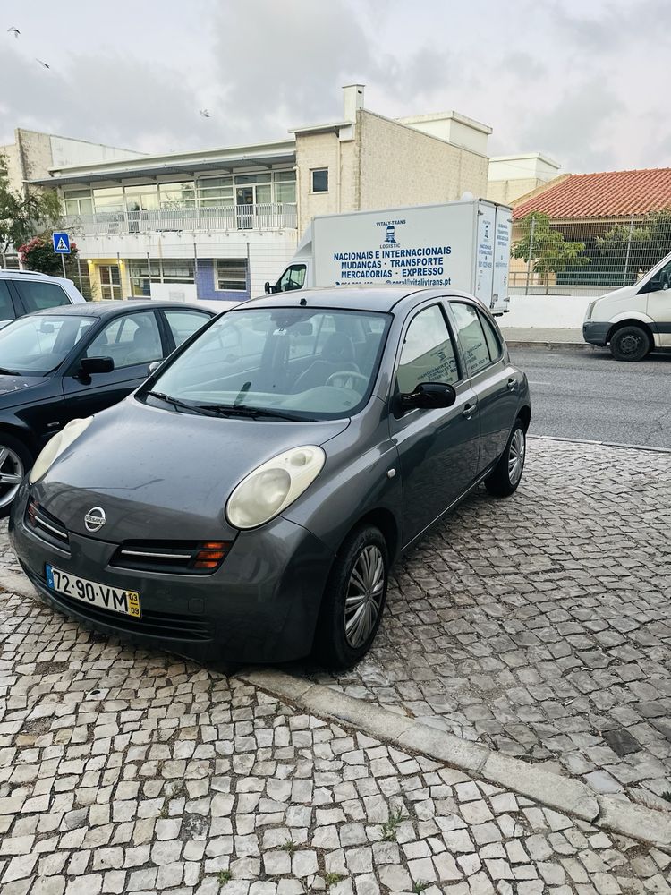 Nissan micra/gasolina