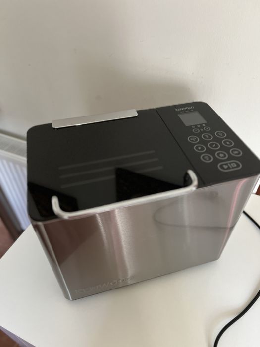 Хлібопічка kenwood BM 450