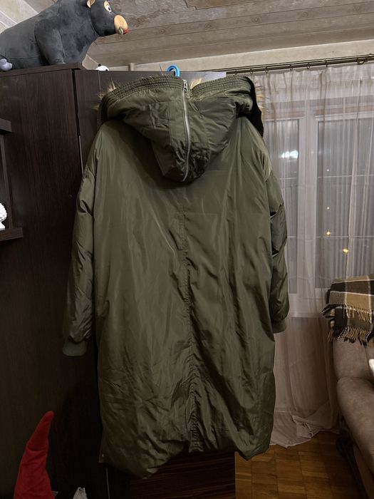 Зимовий пуховик