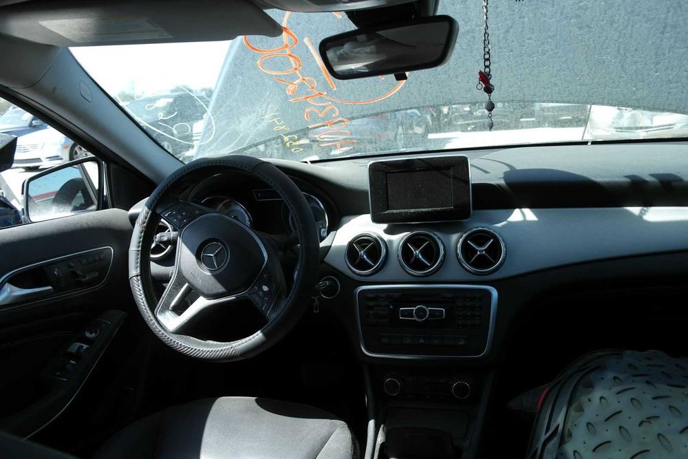 Разборка Mercedes X156 GLA-Klasse ШРОТ США. Запчасти б/у Мерседес Х156