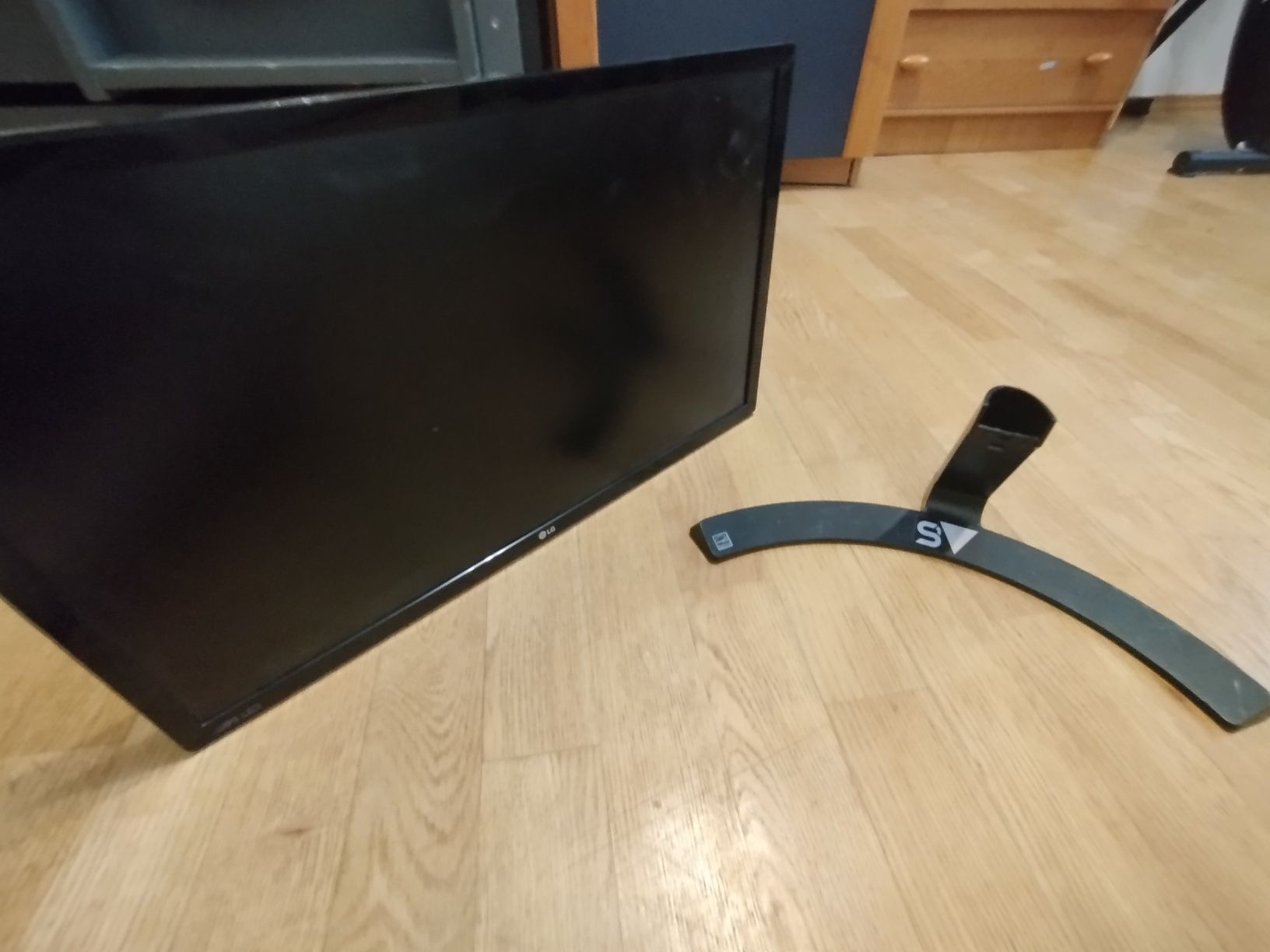 Monitor LG 60hz 21.5 cali