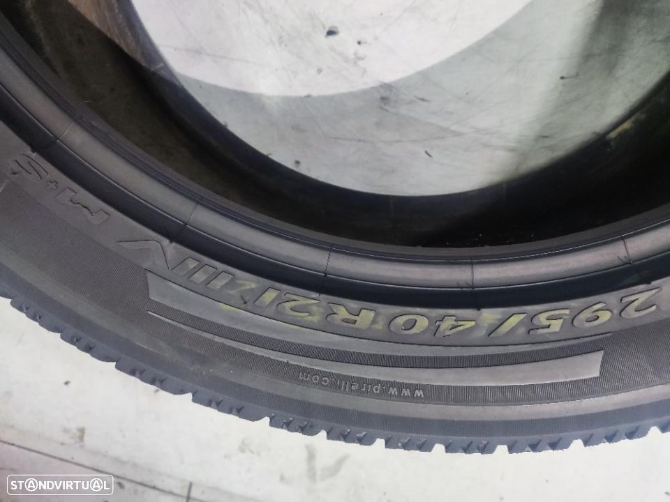 2 pneus semi novos 295-40r21 pirelli - oferta dos portes