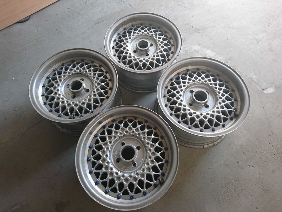 klasyczne felgi RIAL Arc COBRA RS 15x7 et23 Opel VW german style 4X100