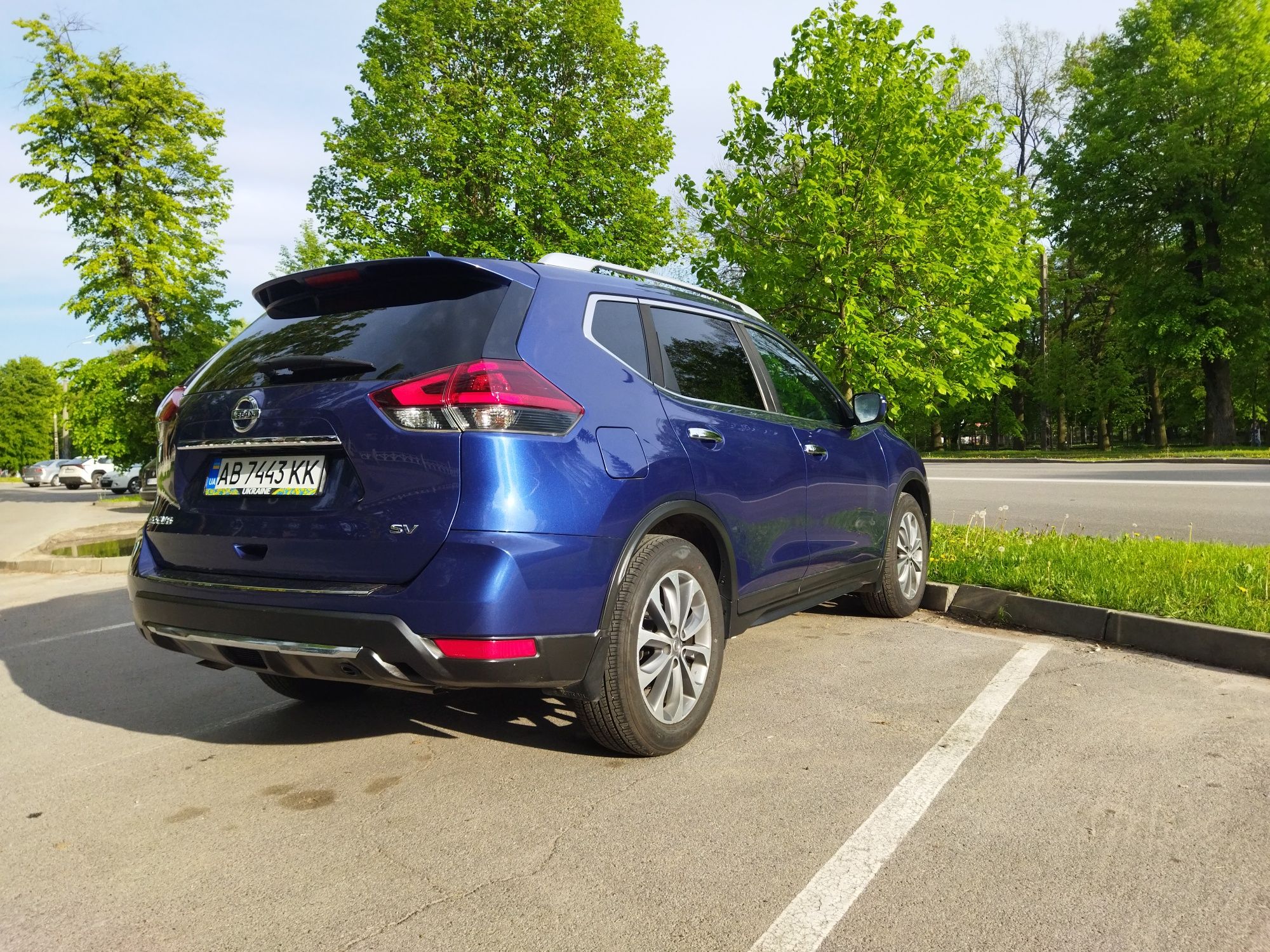 Продам Нісан рог 2018 Nissan Rogue SV колір RBY