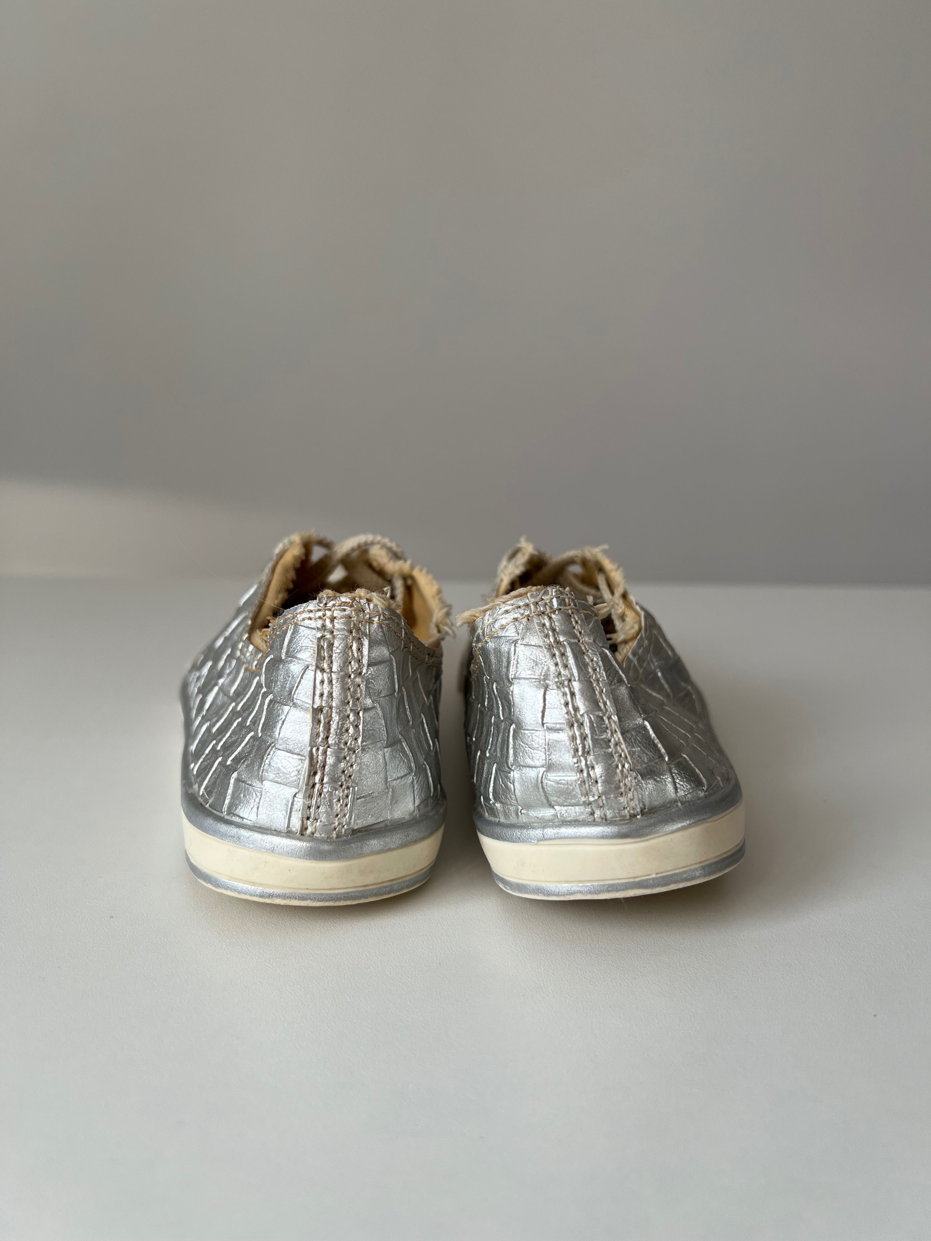 Srebrne buty trampki rozmiar 37