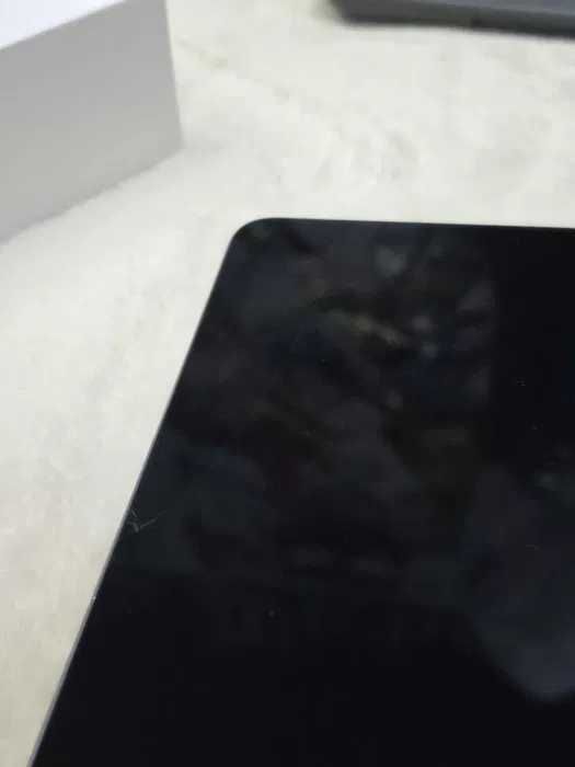 Tablet Apple iPad (8th Gen) Cellular 3 GB / 32 GB + 4 etui