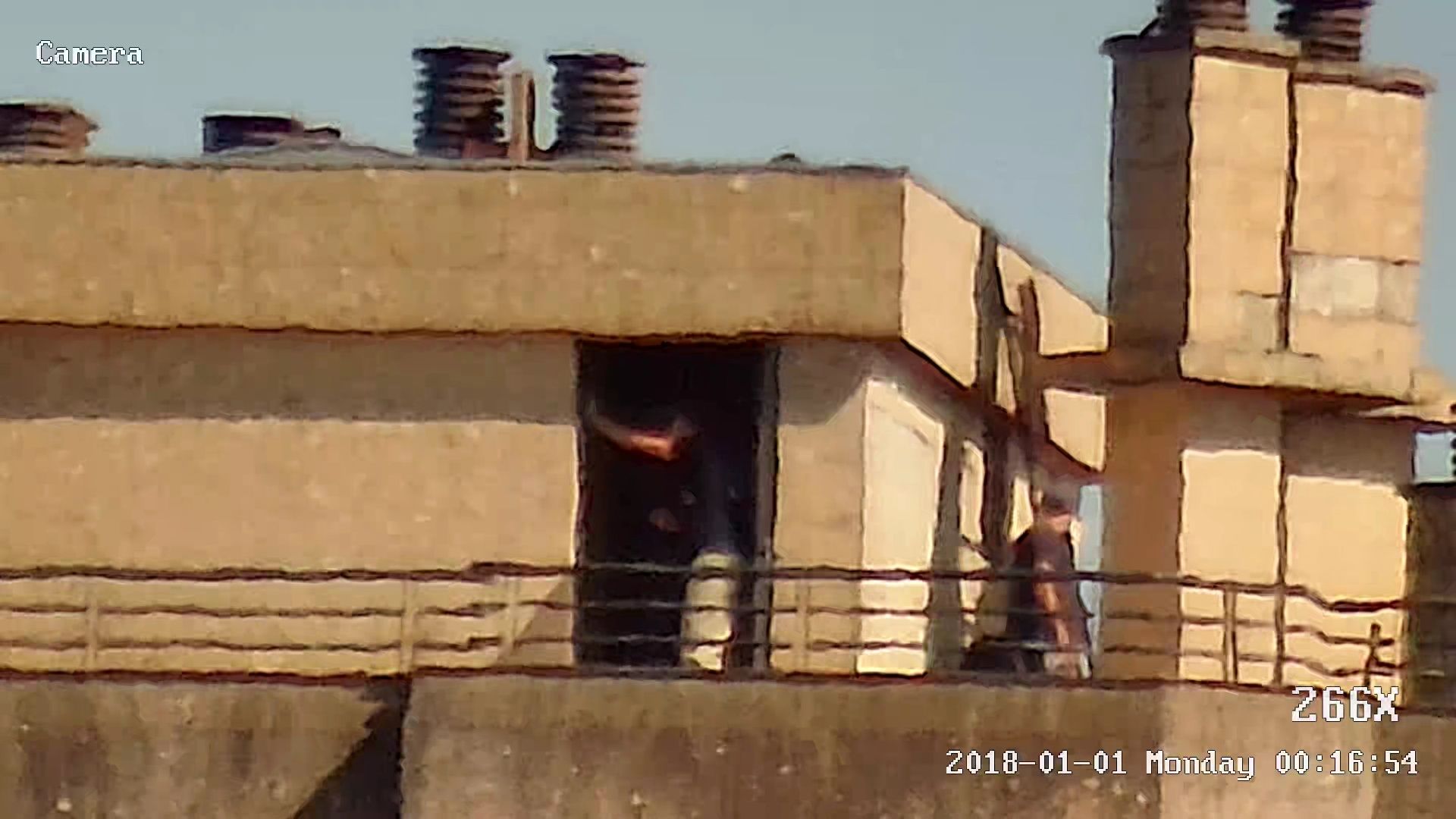 Camera de Vigilância 4K 8MP 360x ZOOM c/suporte rotativo