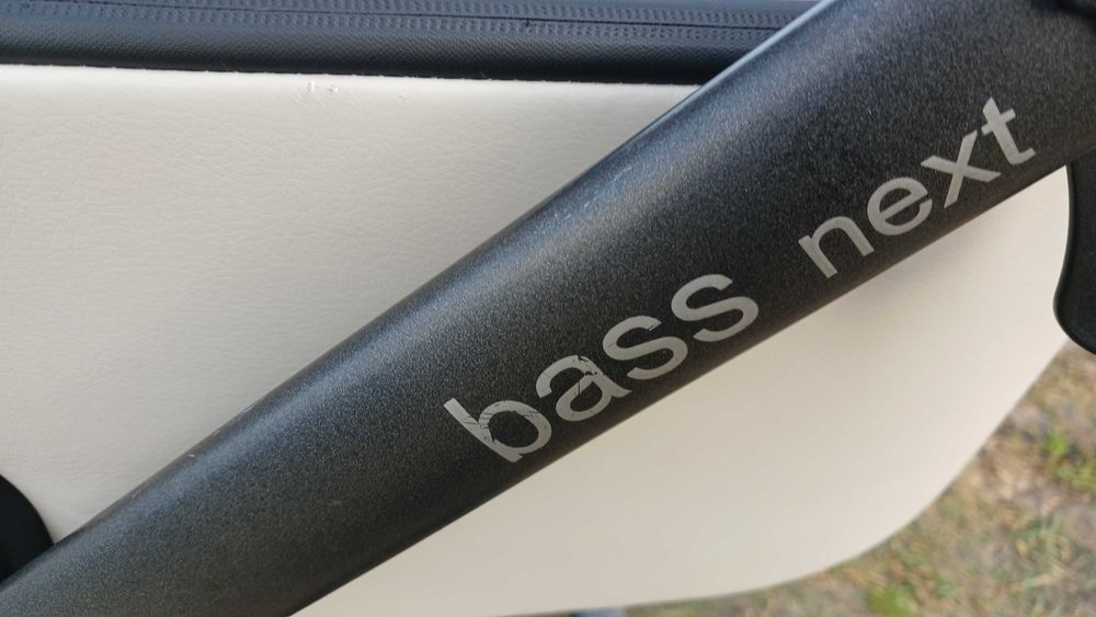 Коляска дитяча 
Roan bass next