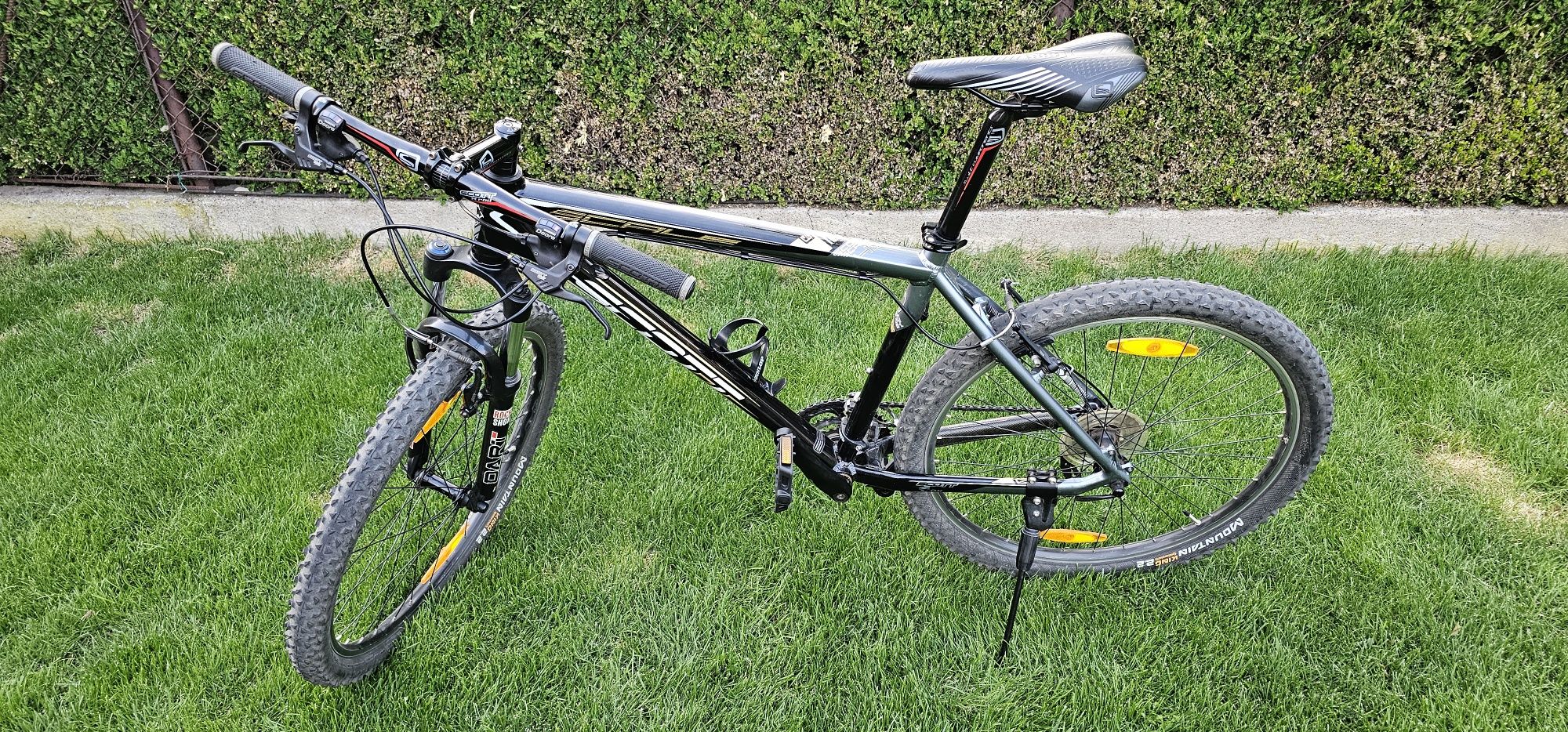 MTB Scott Scale 40 rama L rower górski