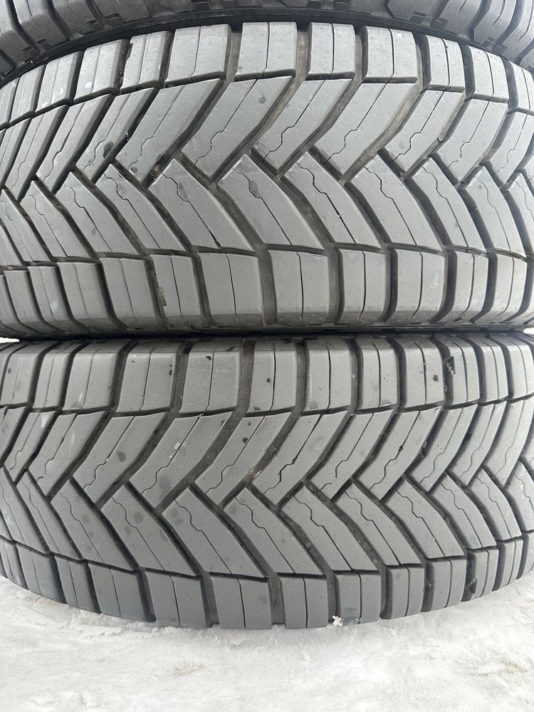 215/65/16c Michelin Agilis Cross Climate