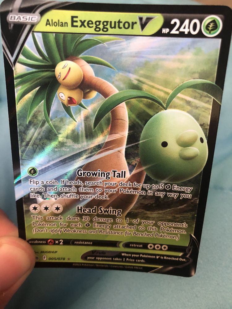 Carta Pokemon original (NM) Alolan ExeggutorV