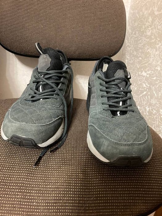 Чоловічі кросівки