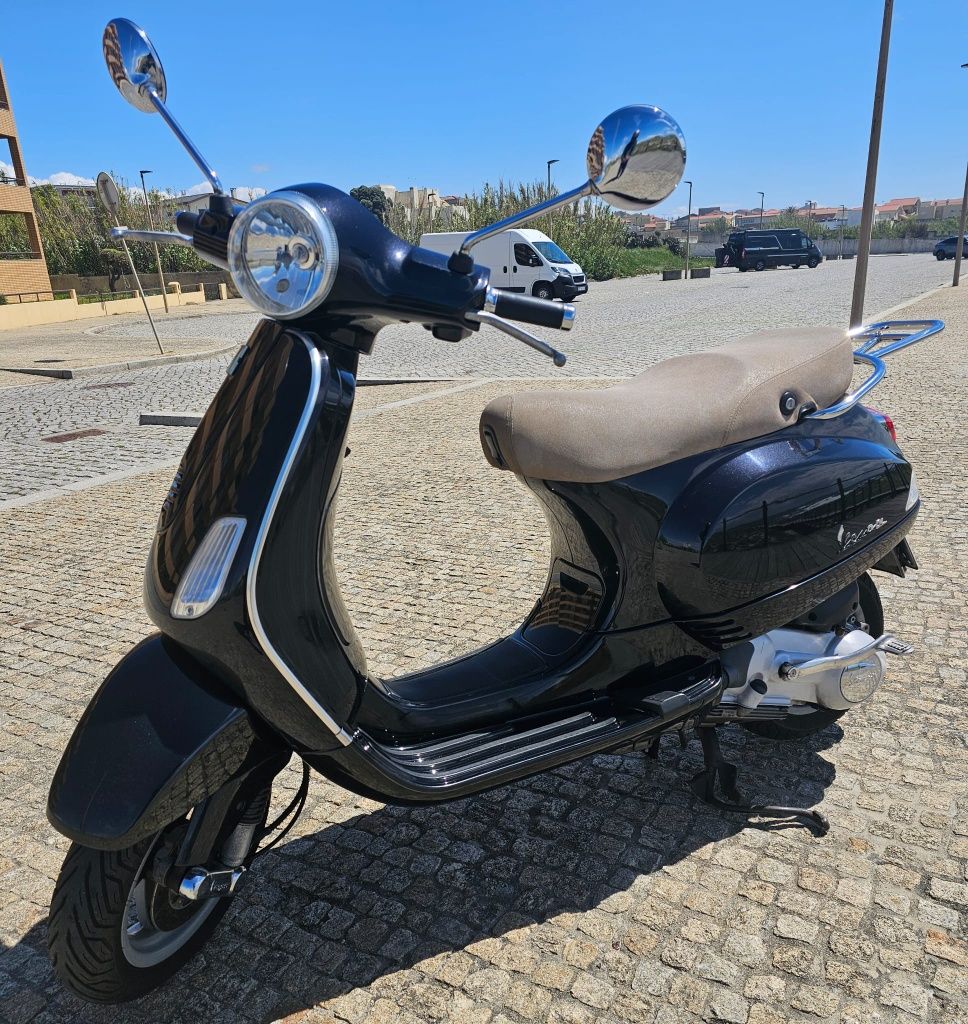 Vespa LX150 - Oportunidade