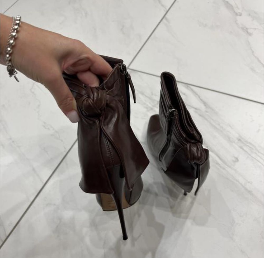 Alexander mcqueen оригінал