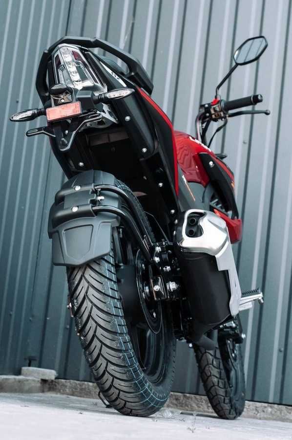 Дорожній мотоцикл LIFAN JR200