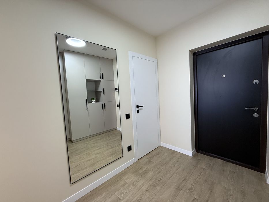 БЕЗ % 1к Родини Крістерів, 14 б Варшавський 2 Подільський р-н