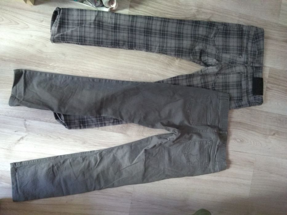Spodnie 2 szt. rozm. 140-146