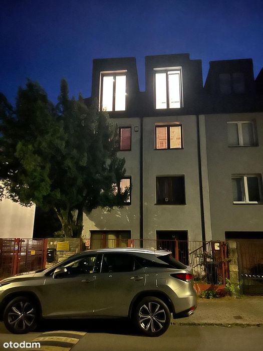 Bronowice – dom na wynajem z 4 niezależnymi mieszkaniami i ogrodem