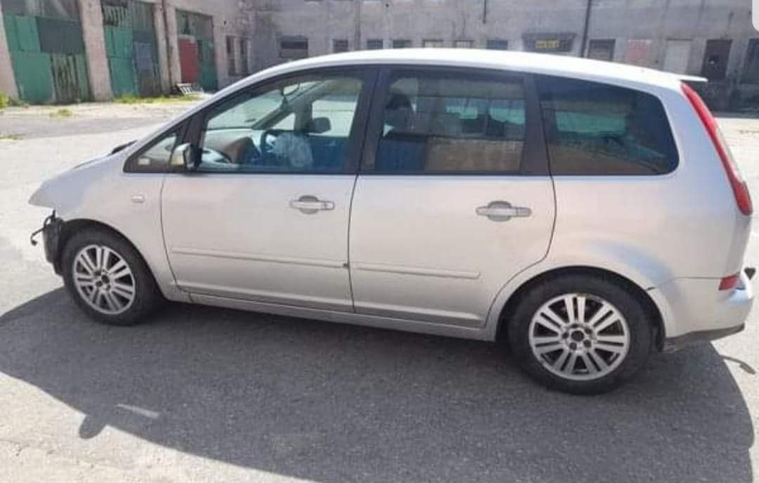 Ford C-Max K1 H4 03 F3 przód drzwi zderzak lampa