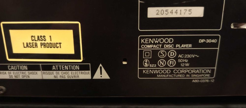 CD програвач KENWOOD DP-3040