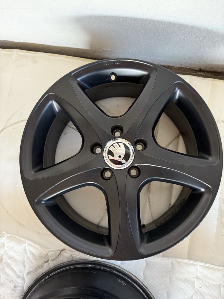 Felgi aluminiowe CMS ET 48,5 7jx17” 5x112 Mercedes Audi Seat Skoda