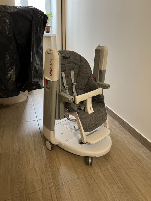 Стілець для годування/ гойдалка Peg-Perego Tatamia Follow me