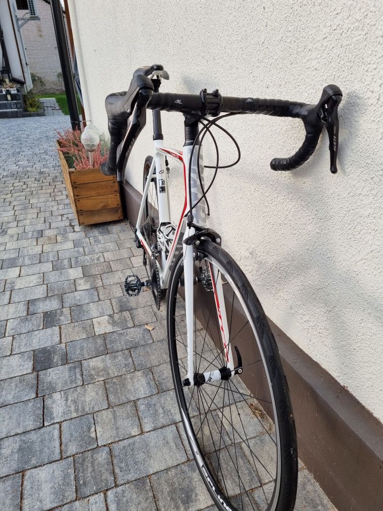 Giant TCR Szosa 105/Ultegra 2x11 super stan