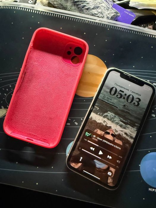 Продам 11 айфон