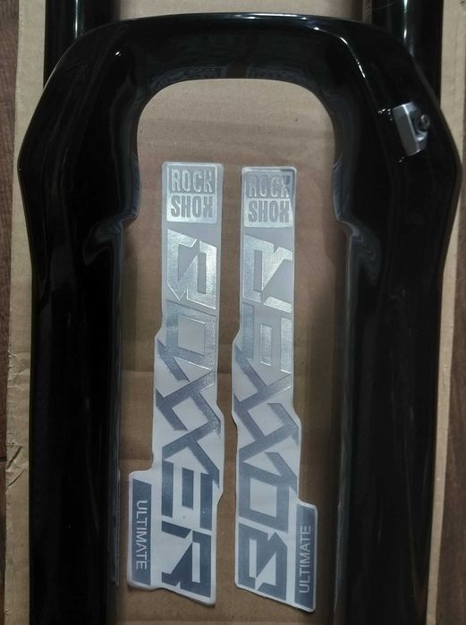 rock shox boxxer ultimate charger 2.1 RC2 HC97 fox 40 ohlins dh 38