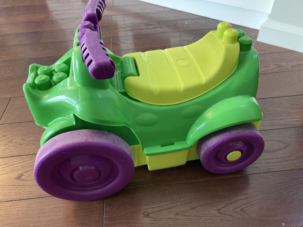 Fisher Price, jeździk zjadacz klocków Krokodyl