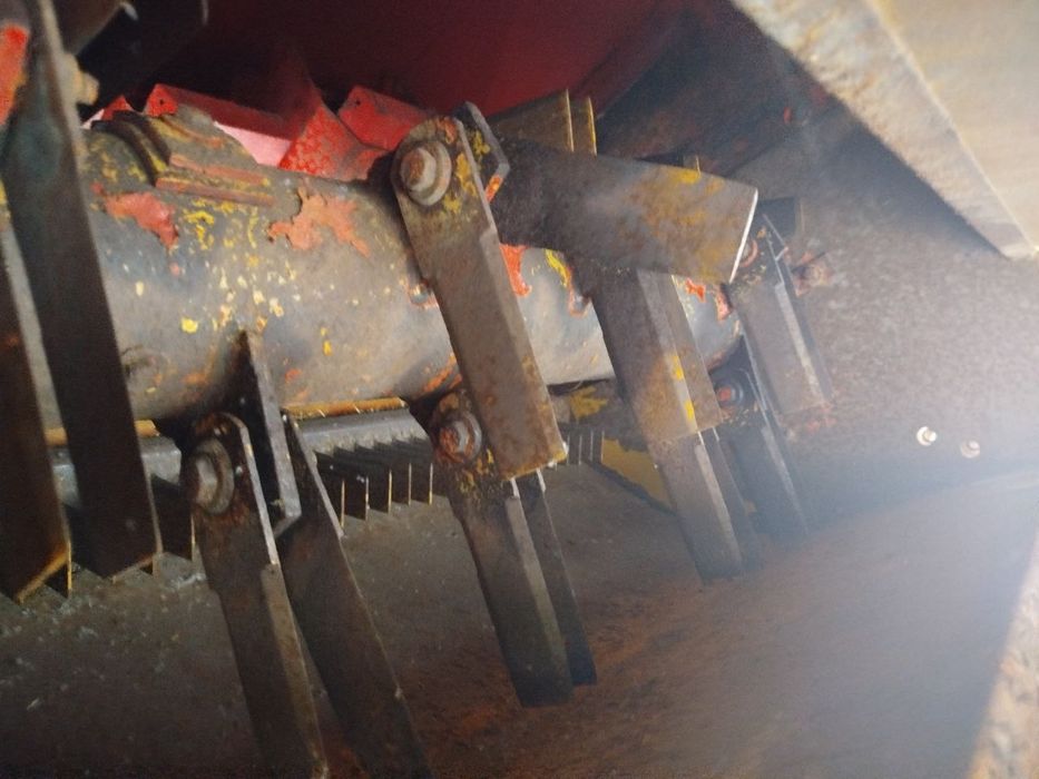 Комбайн зернозербовий Massey Ferguson 16. Масей Фергусон 16