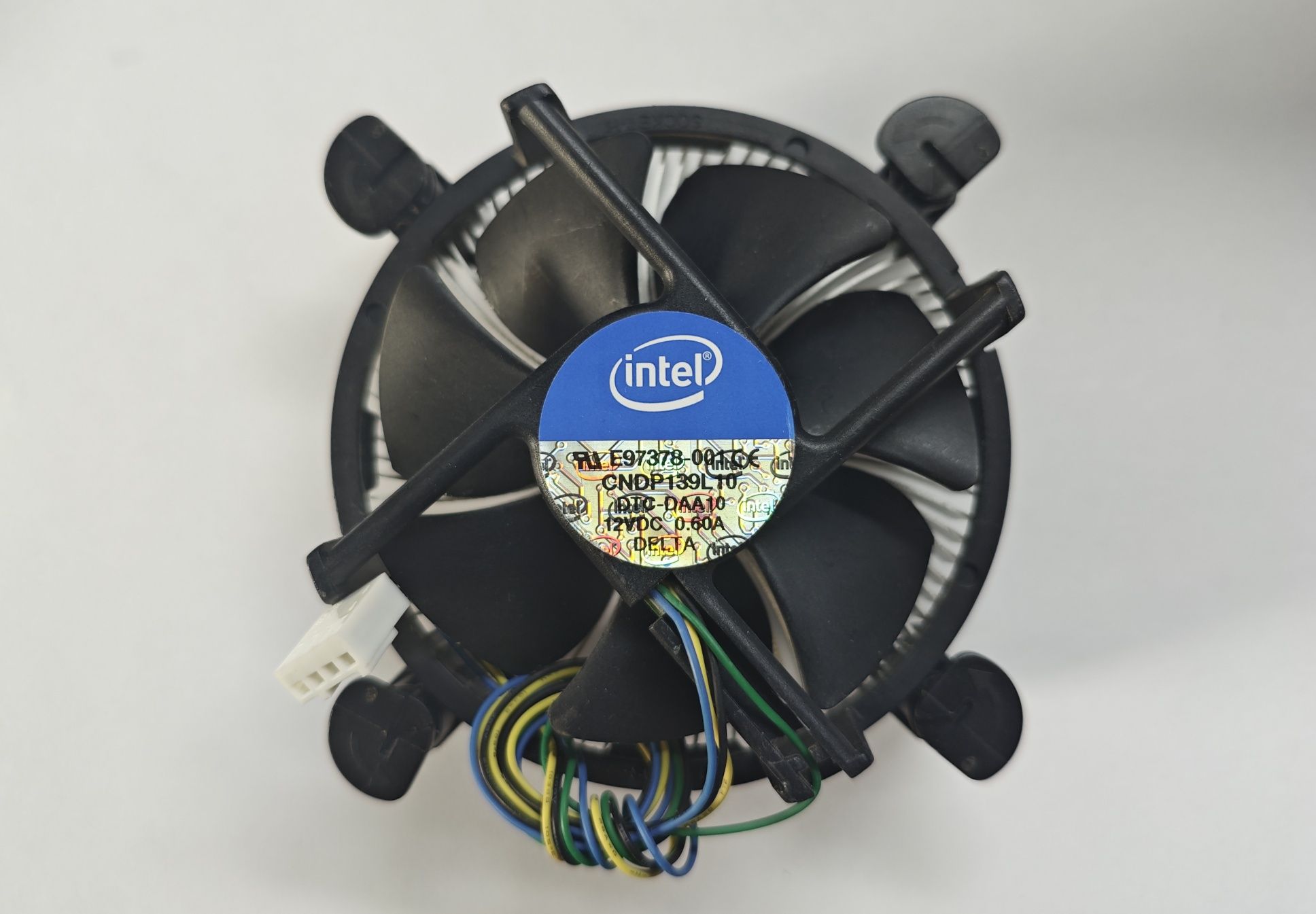 Кулер для CPU Intel E97378-001 95W TDP PWM 4-pin