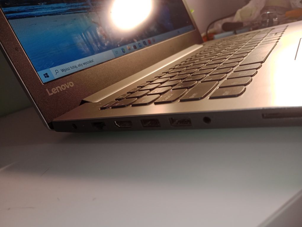 Laptop Lenovo w bdb stanie