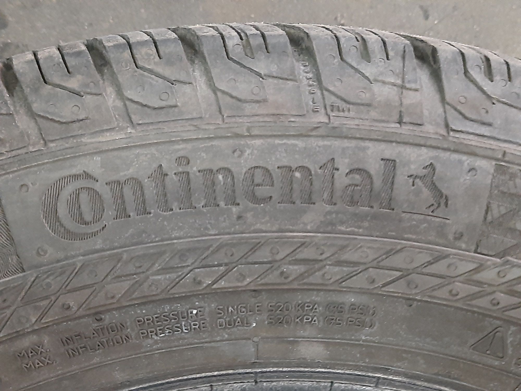 Opona 195/70R15C 104/102R Continental VanContact 4Season