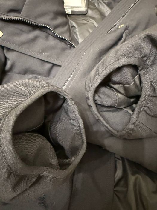 Тёплая зимняя куртка Vivilona, размер M, в отличном состоянии