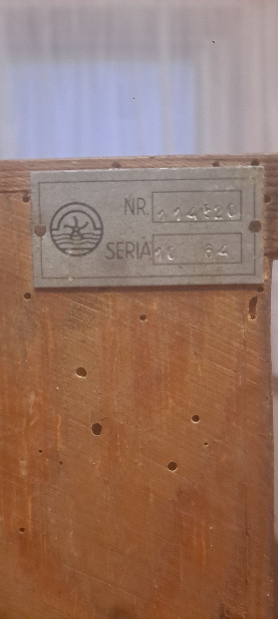 Zegar ścienny z czasów PRL