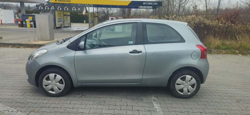 Toyota Yaris II 2006 Rok Salon Polska 1 Własciciel bez Korozji